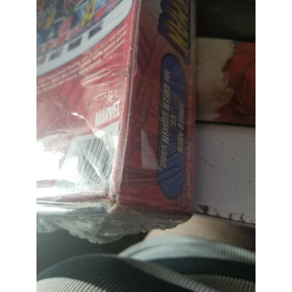 Marvel Spider-Man vs the Green Goblin Board Game 2005 Pressman w/ Battle Wall - Picture 7 of 7